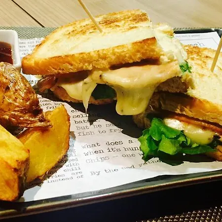 阿雷特科萨特酒店 酒店