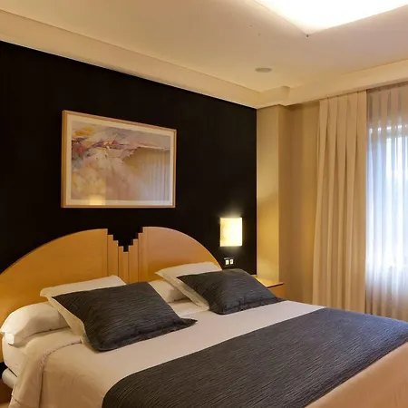 Hotel Aretxarte 3*